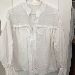 BEAUTIFUL white blouse 😍